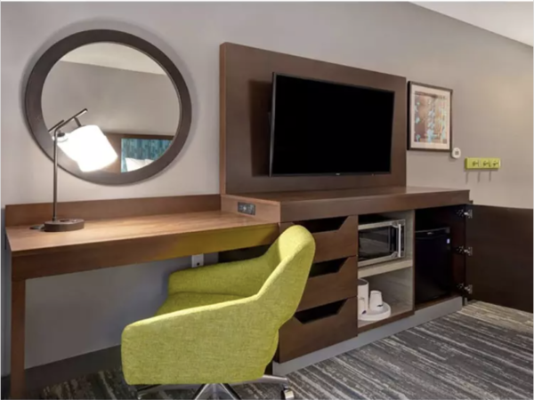 Hampton Hampton Inn & Suites Popular Wood Hotel Furniture - Image 3